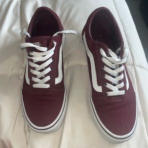 Vans- Women’s low top